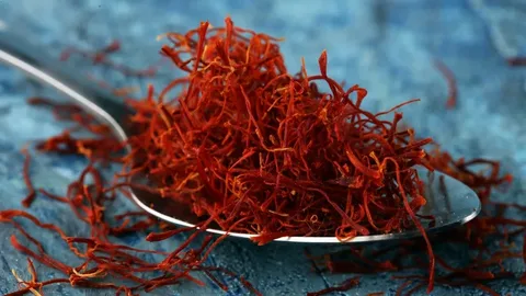 تصویر 1 از زعفران اصل مرغوب با کیفیت ثابت و تازه مناسب برای آشپزی و پذیرایی